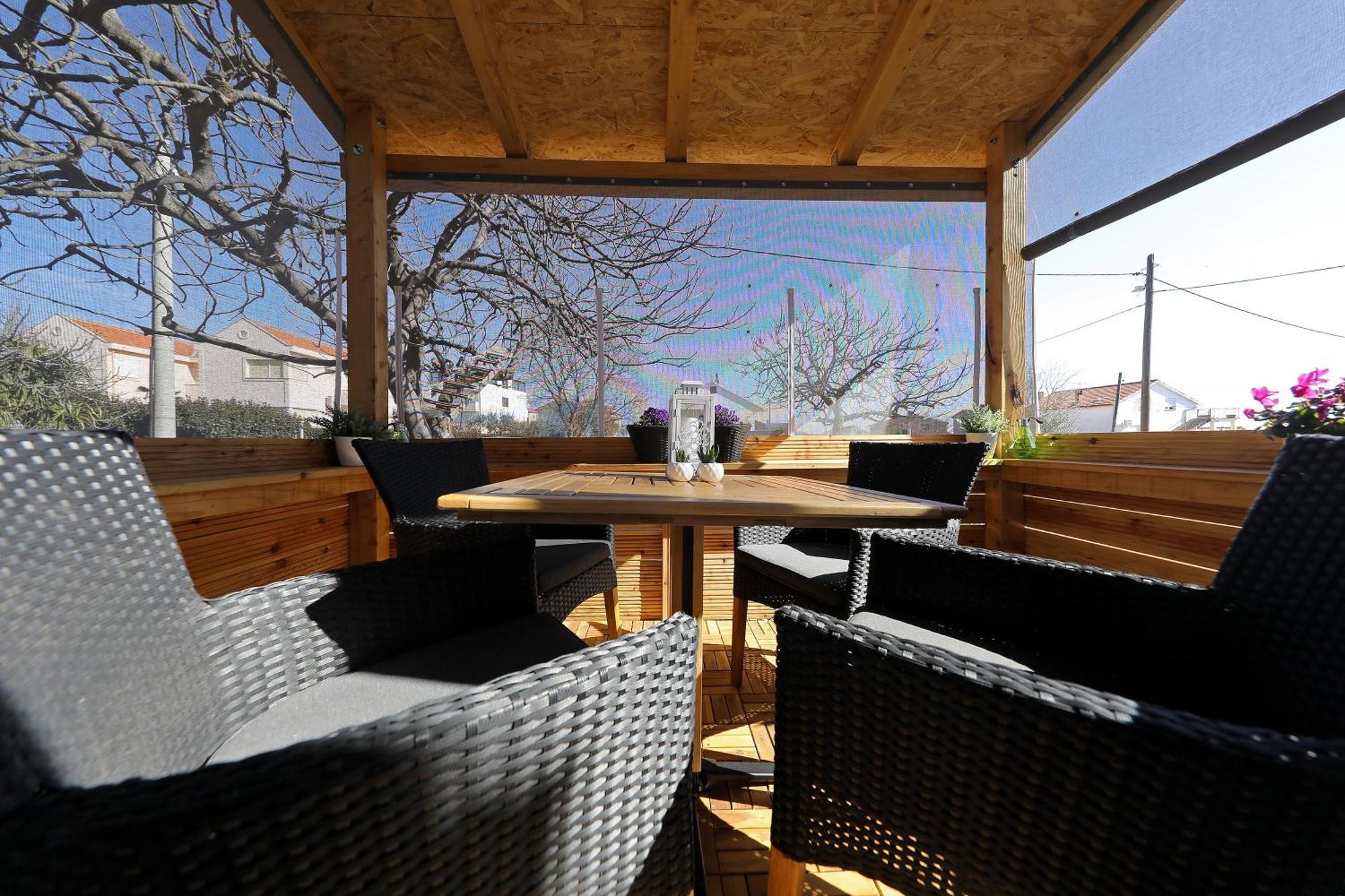 Studio Apartman Summer Flower Zadar Exterior foto